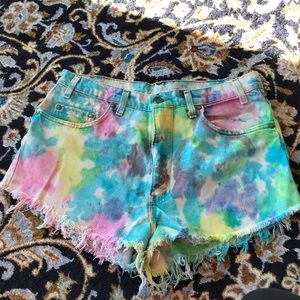 UrbanOutfitters Levi’s Reconstructed Shorts